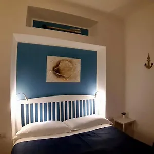  Bed and breakfast A Due Passi Da Italia