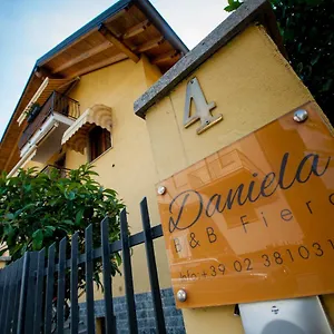 Daniela Fiera Couette-café